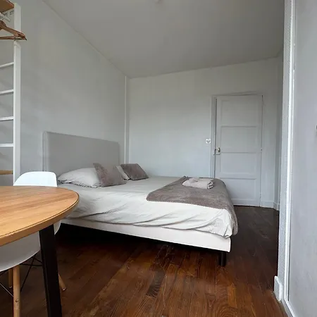 Joli Renove Proche Centre-ville Apartment Brest
